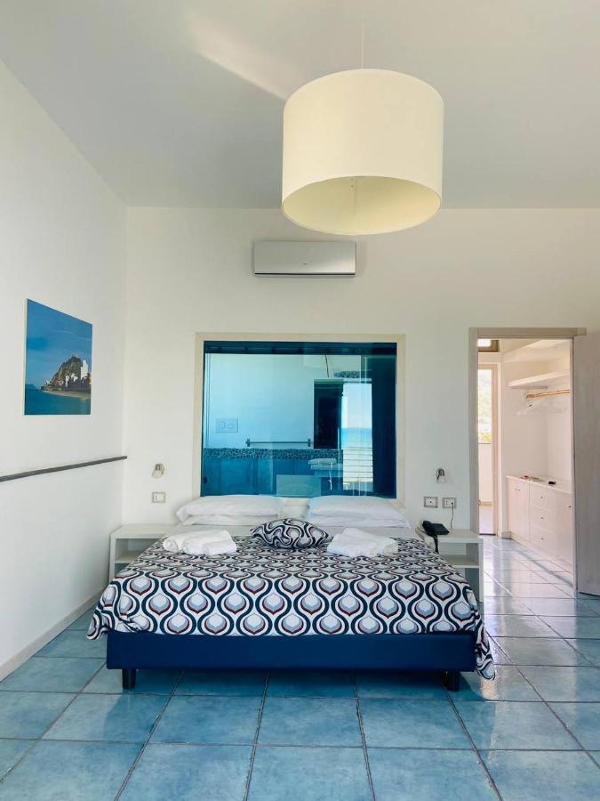 Capo Nettuno Hotel Capo dʼOrlando エクステリア 写真