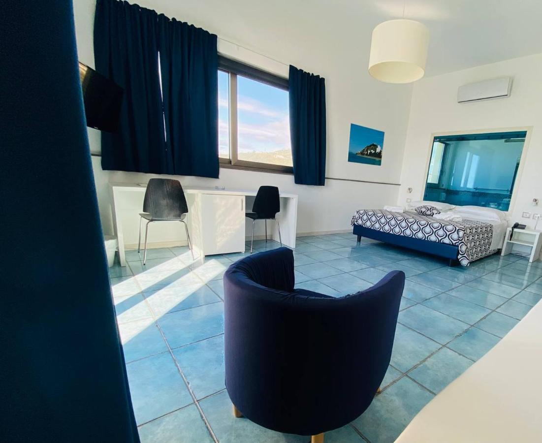 Capo Nettuno Hotel Capo dʼOrlando エクステリア 写真