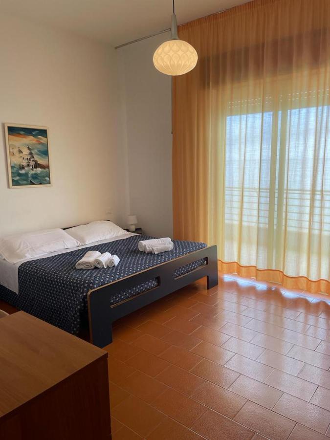 Capo Nettuno Hotel Capo dʼOrlando エクステリア 写真