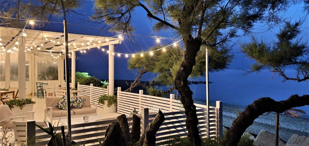 Capo Nettuno Hotel Capo dʼOrlando エクステリア 写真