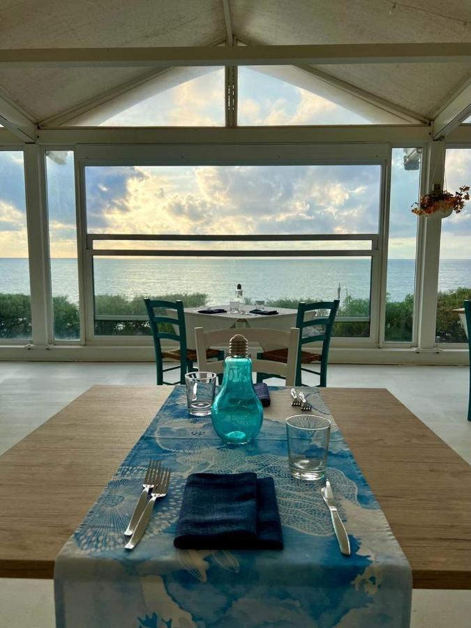 Capo Nettuno Hotel Capo dʼOrlando エクステリア 写真