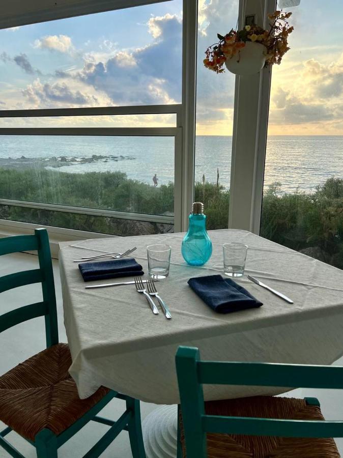 Capo Nettuno Hotel Capo dʼOrlando エクステリア 写真